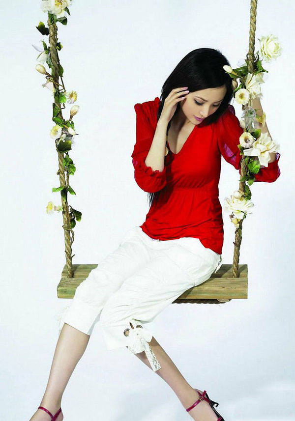 甜美朝气美女清纯写真