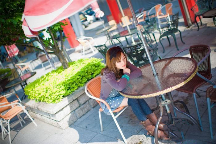 清纯美眉果子 户外时尚服饰写真