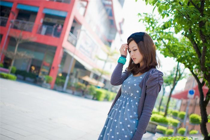 清纯美眉果子 户外时尚服饰写真