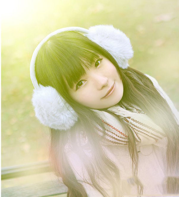 冬日温暖的午后阳光女孩可爱写真