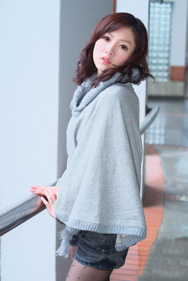 粉色连衣裙清纯可爱写真