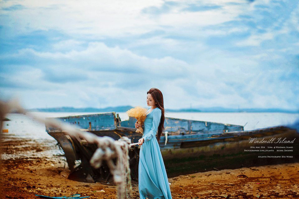 清纯美女海边风中高清写真