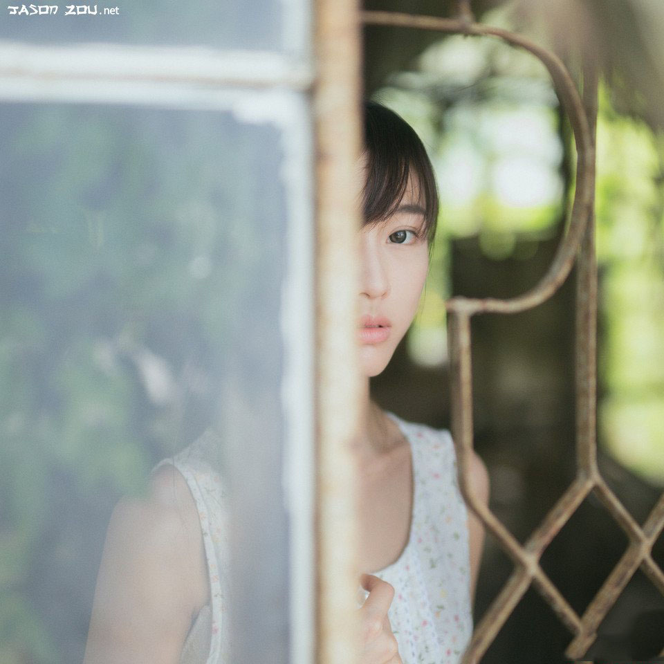 青纯美女海边渔家高清写真