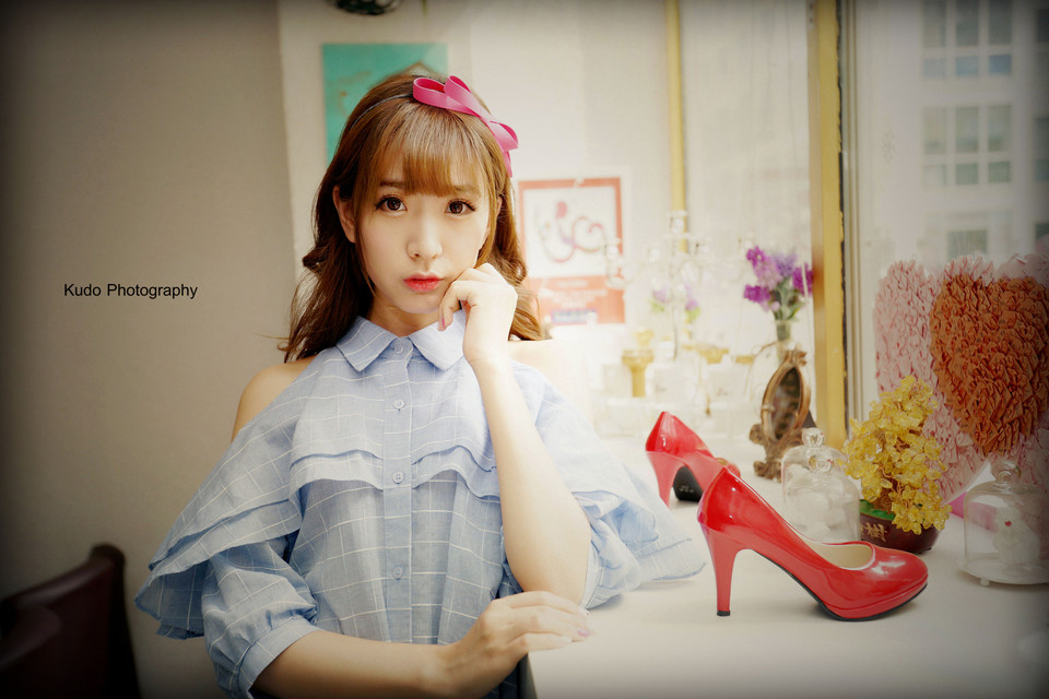 清纯少女咖啡时光