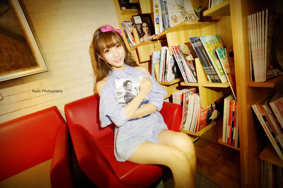 清纯少女咖啡时光