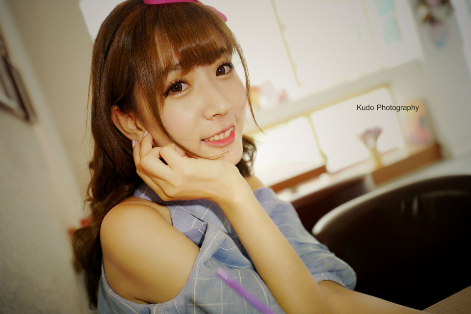 清纯少女咖啡时光