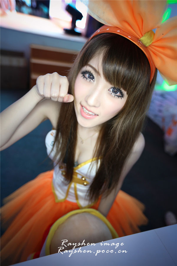 可爱迷人的showgirl