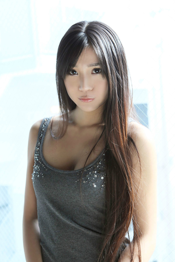 清纯女神白嫩迷人甜美照