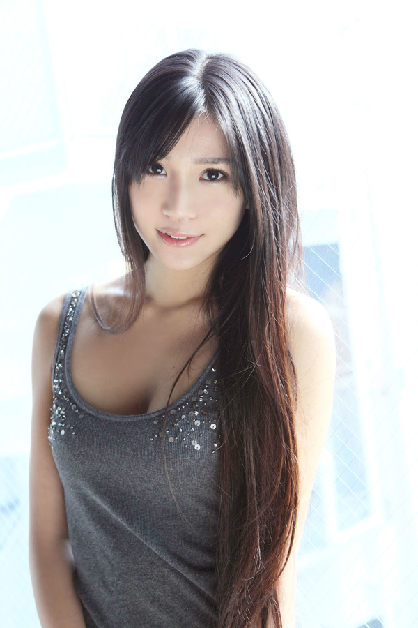 清纯女神白嫩迷人甜美照