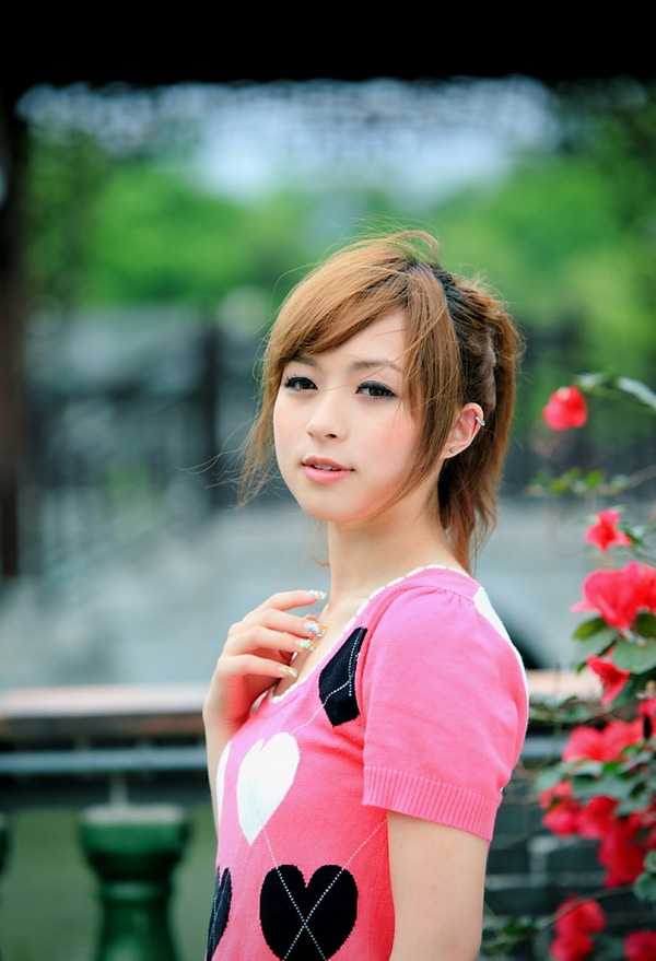 清纯美女甜美可爱街拍写真