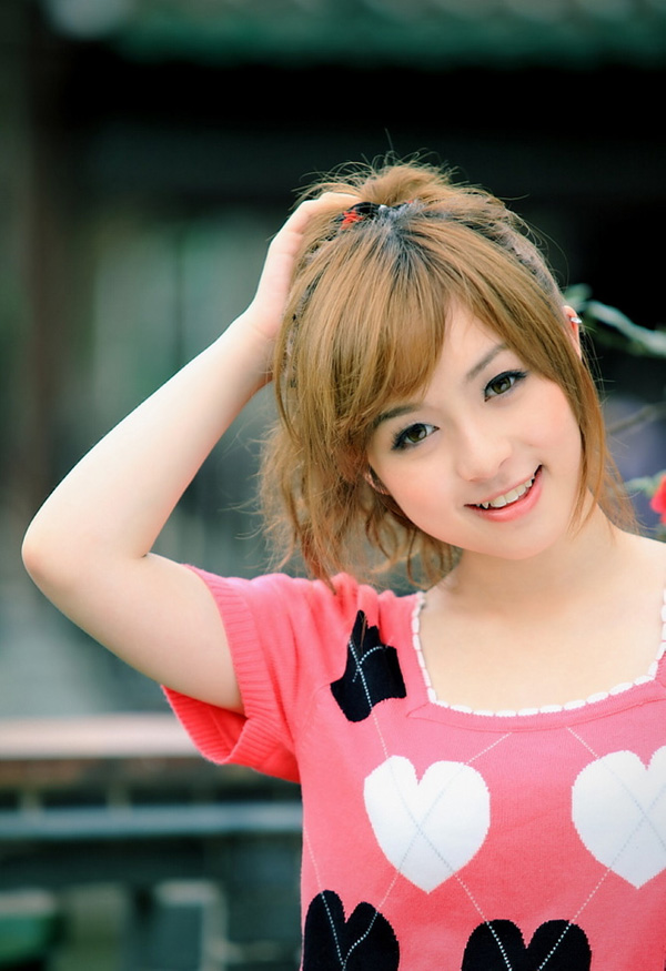 清纯美女甜美可爱街拍写真