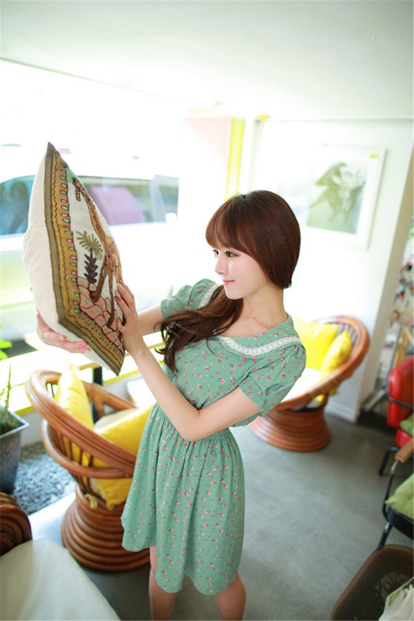 金信英可爱俏皮写真