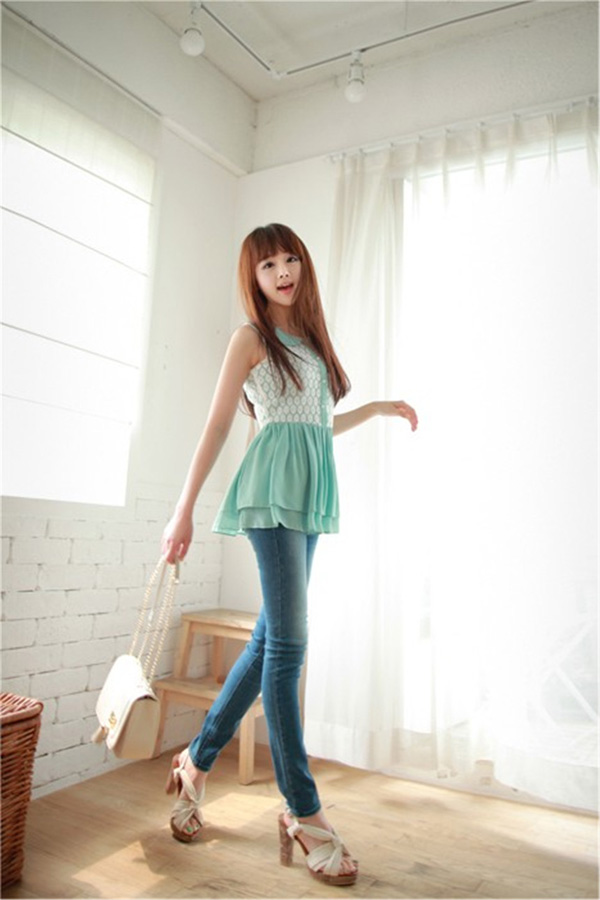 金信英可爱俏皮写真