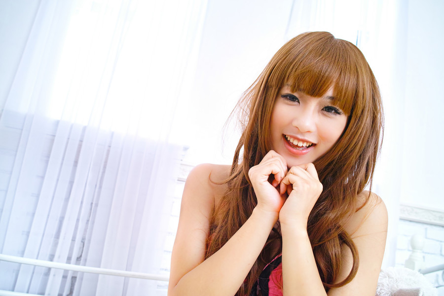 90后美女清纯可爱美腿写真