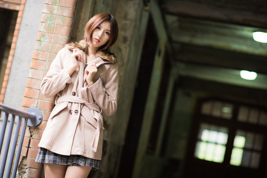 邻家可爱MM星彤迷人街拍写真