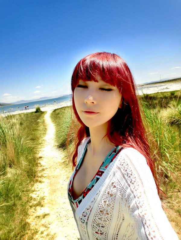 美女模特李凡莫诺湖迷人写真