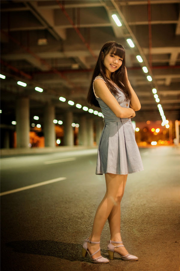 阳光美女琪琪唯美清纯写真