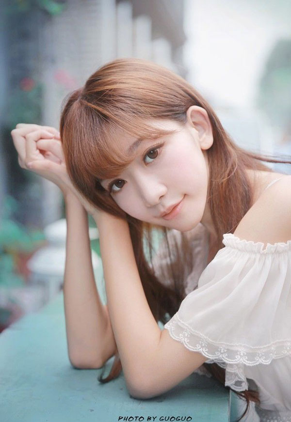 极品妙龄清纯美女潇潇迷人生活照