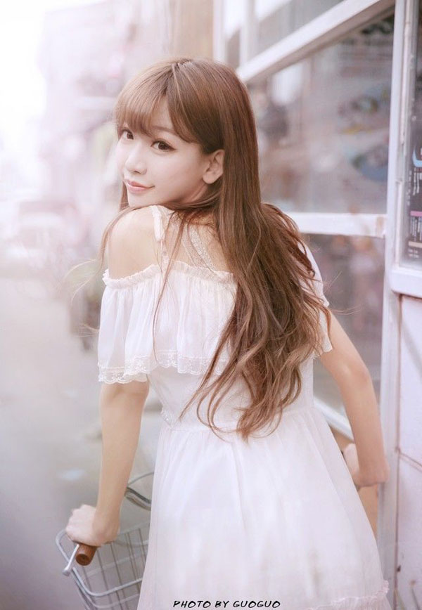 极品妙龄清纯美女潇潇迷人生活照