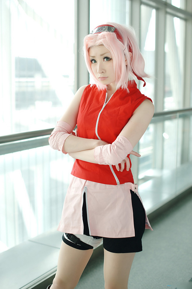 《火影忍者》小樱高清COS写真
