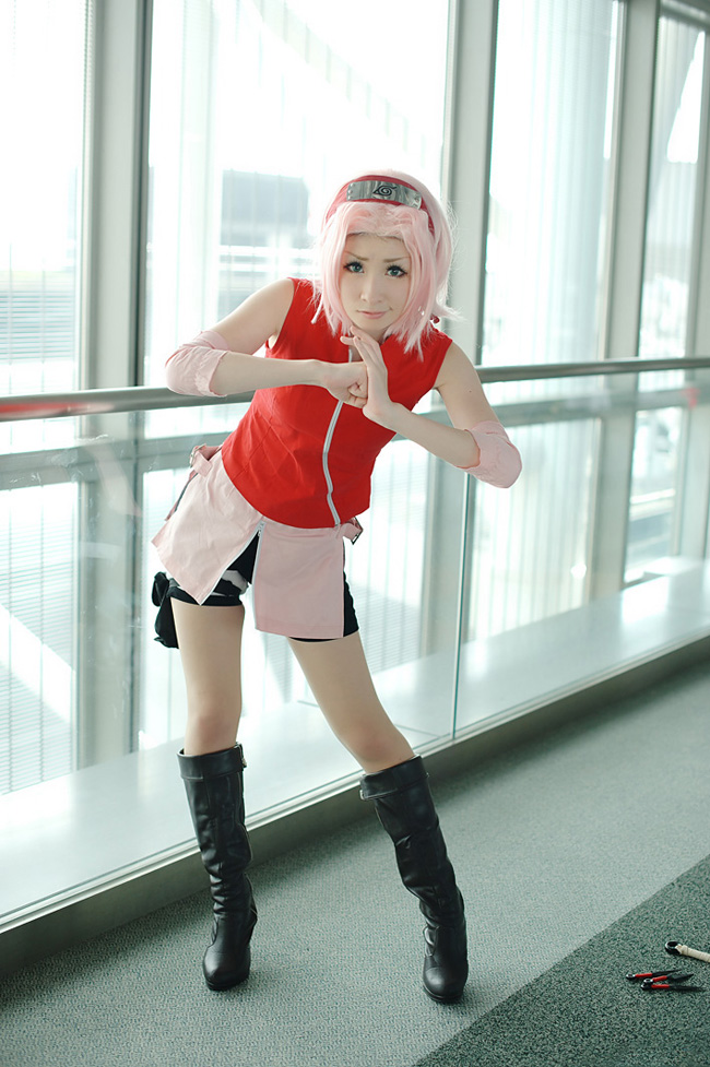 《火影忍者》小樱高清COS写真