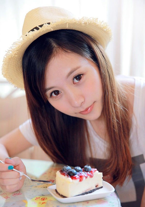 开学刚来的可爱迷人小师妹