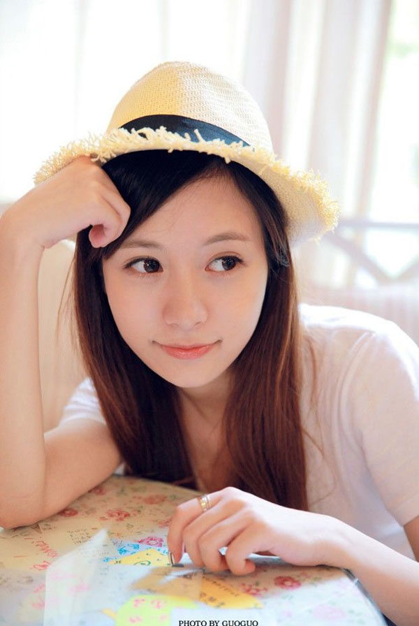 开学刚来的可爱迷人小师妹