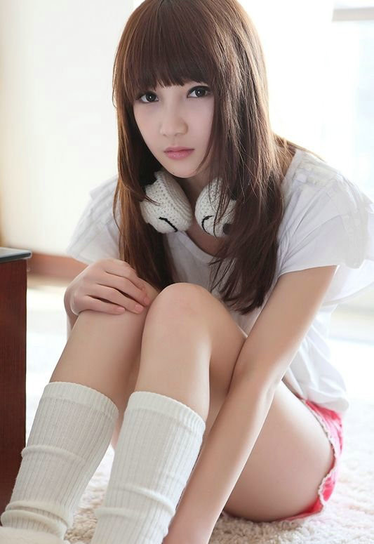 小丁贝莉Showgirl黎靖雯清纯写真欣赏