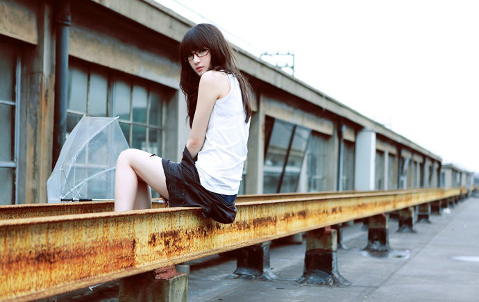 小丁贝莉Showgirl黎靖雯清纯写真欣赏