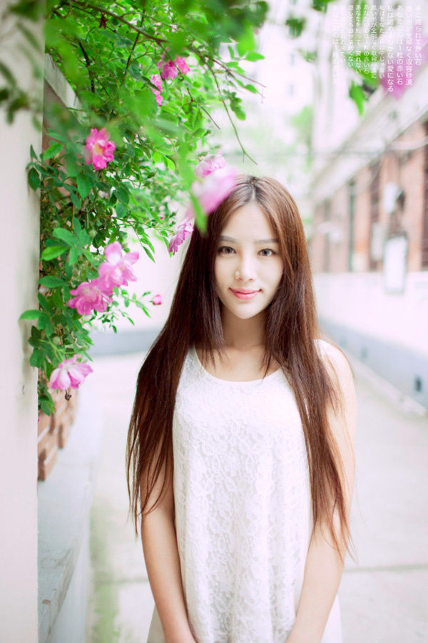 气质美女外拍清纯迷人写真