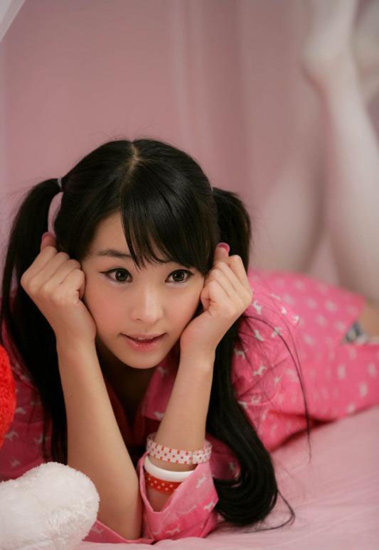 韩系清纯可爱小美女