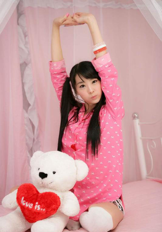 韩系清纯可爱小美女