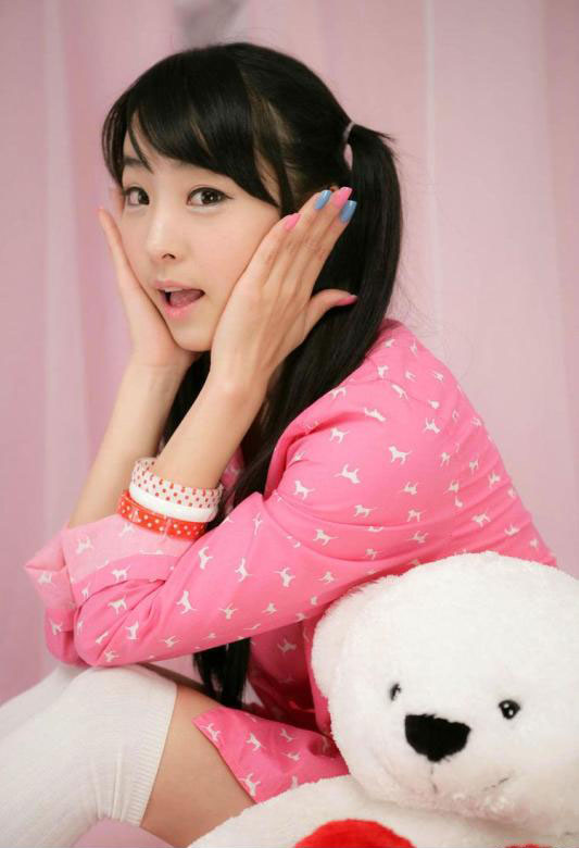 韩系清纯可爱小美女