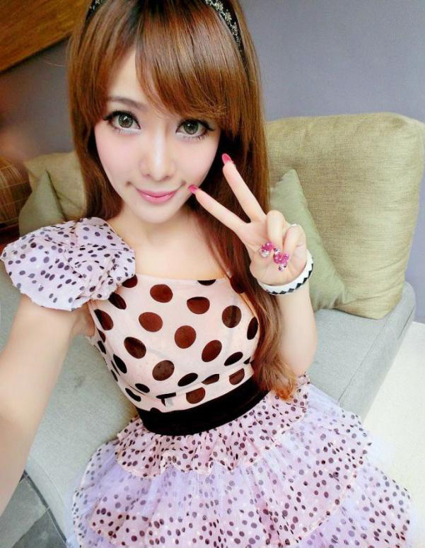 珈叶变身粉嫩小乖乖可爱照