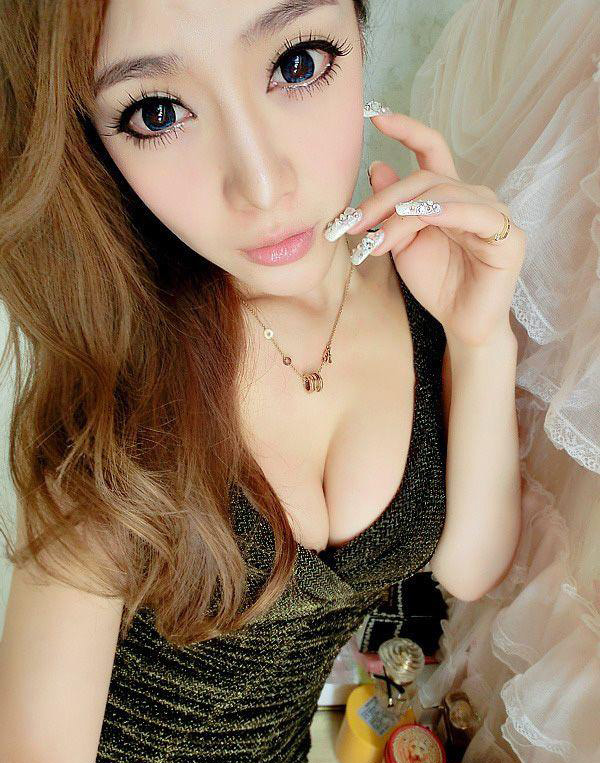 珈叶变身粉嫩小乖乖可爱照