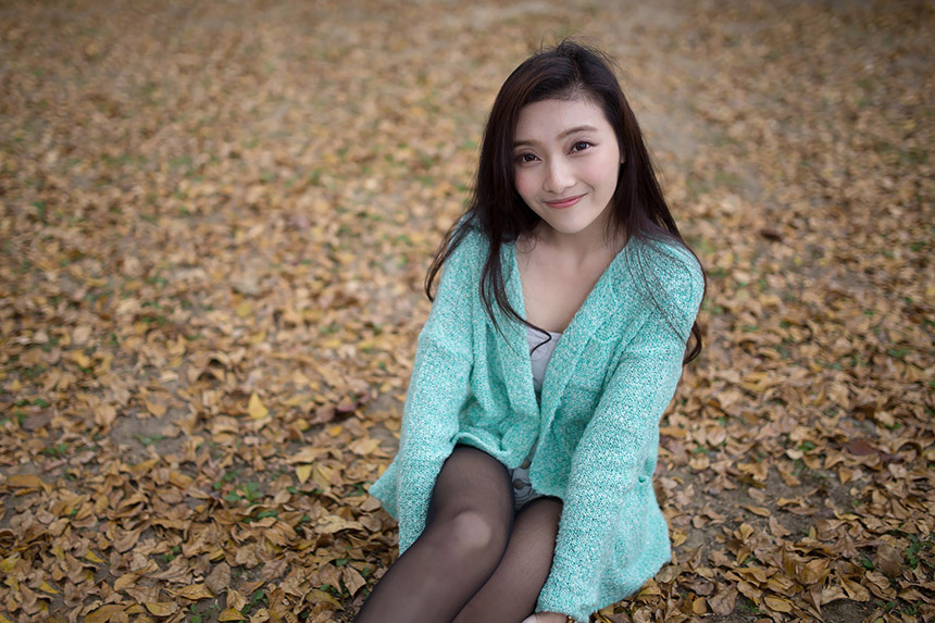 清新长发mm户外公园写真