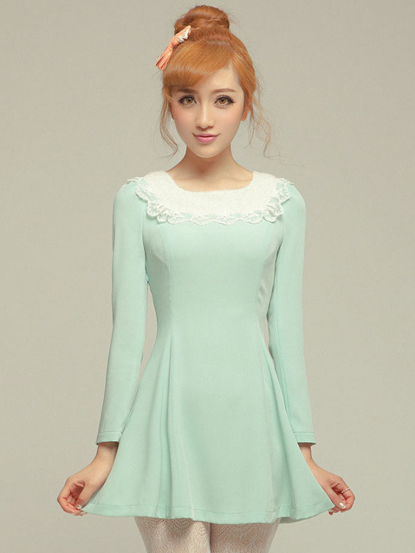 金发美女碎花裙清新写真