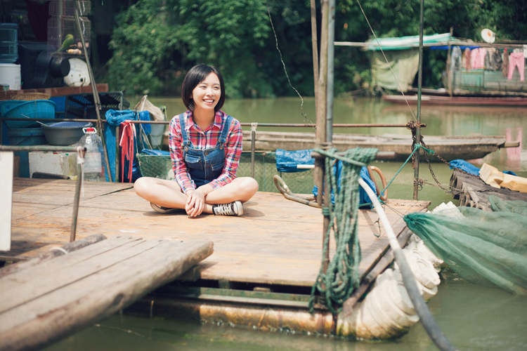 清纯校花夏日午后的唯美笑容