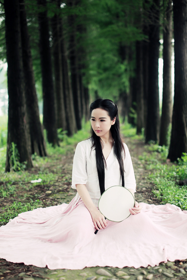 气质美女长裙唯美写真