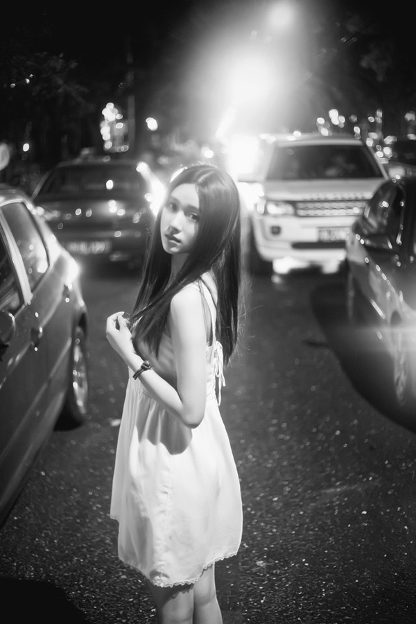 气质美女黑白唯美写真