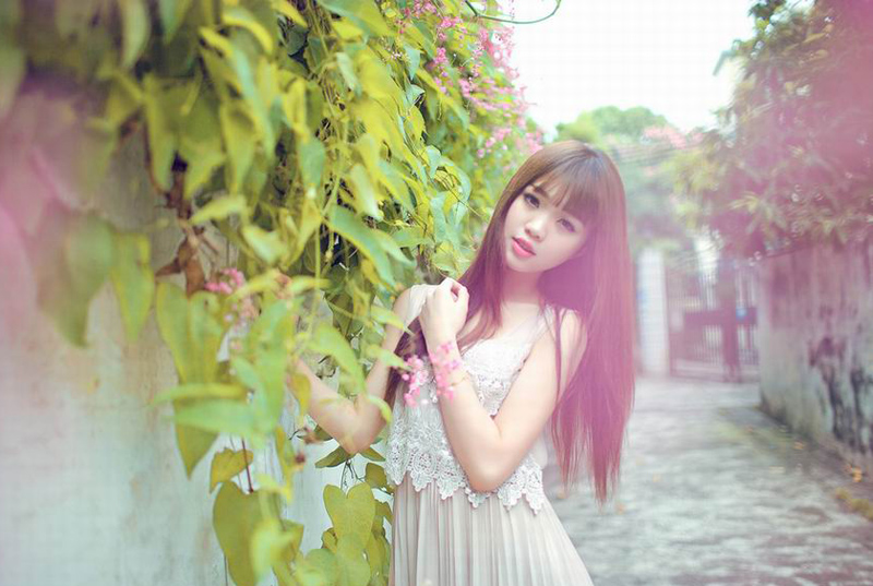 可爱美女清纯夏日迷人街拍写真