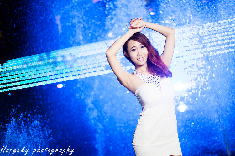 风姿翘臀的美女午夜疯狂