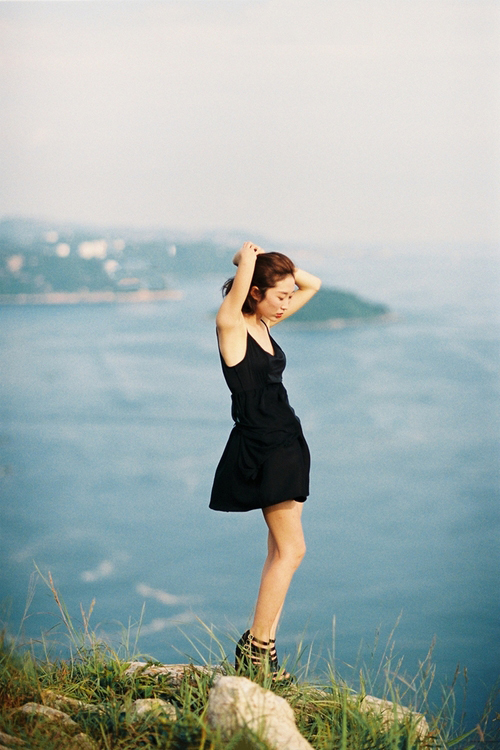 性感少女对海的渴望