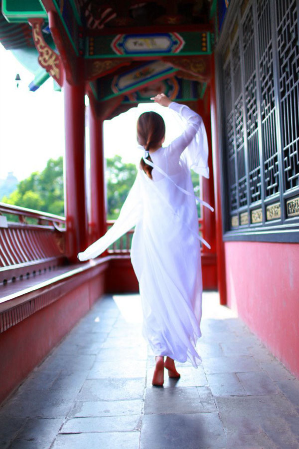 仙女范青纯美女高清写真大图