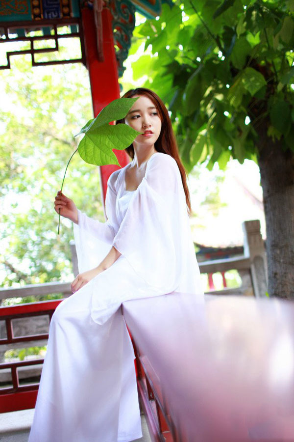 仙女范青纯美女高清写真大图