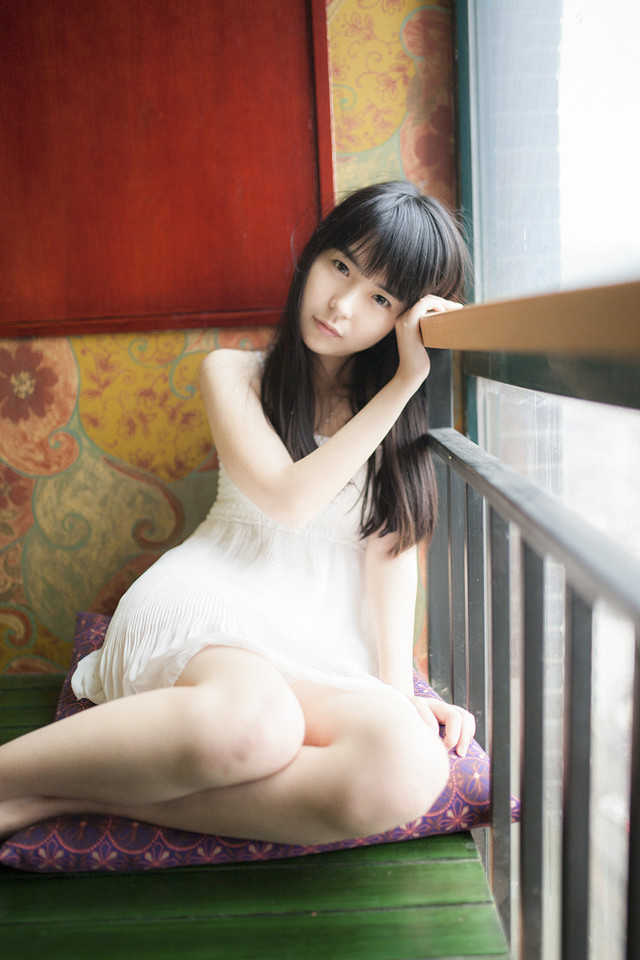 萌妹子的清新私房写真