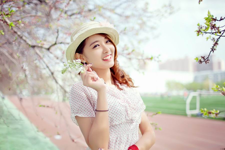 清纯MM可爱迷人唯美户外写真