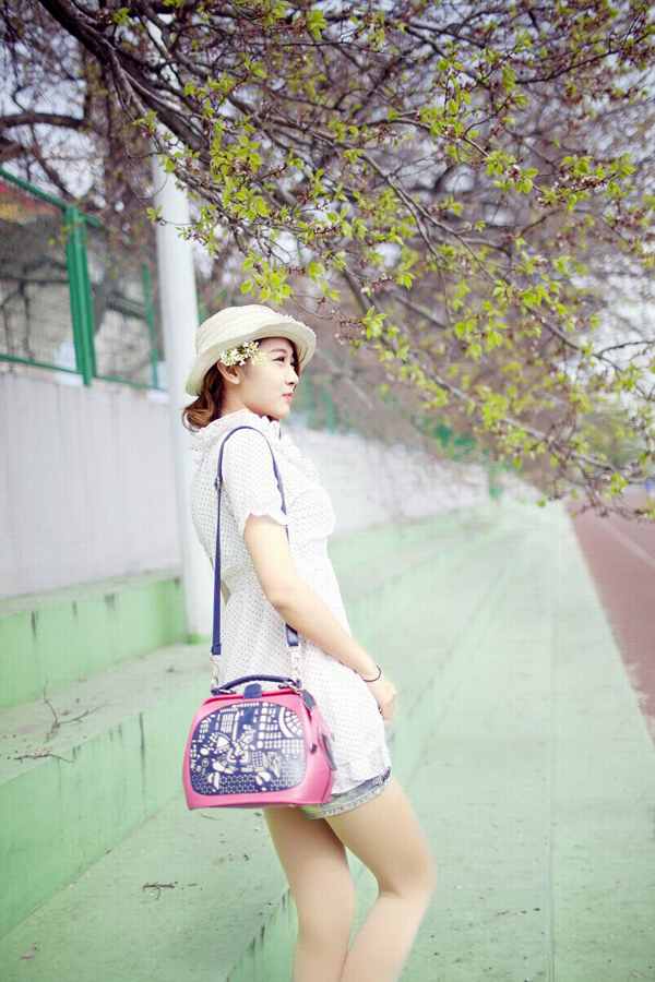 清纯MM可爱迷人唯美户外写真