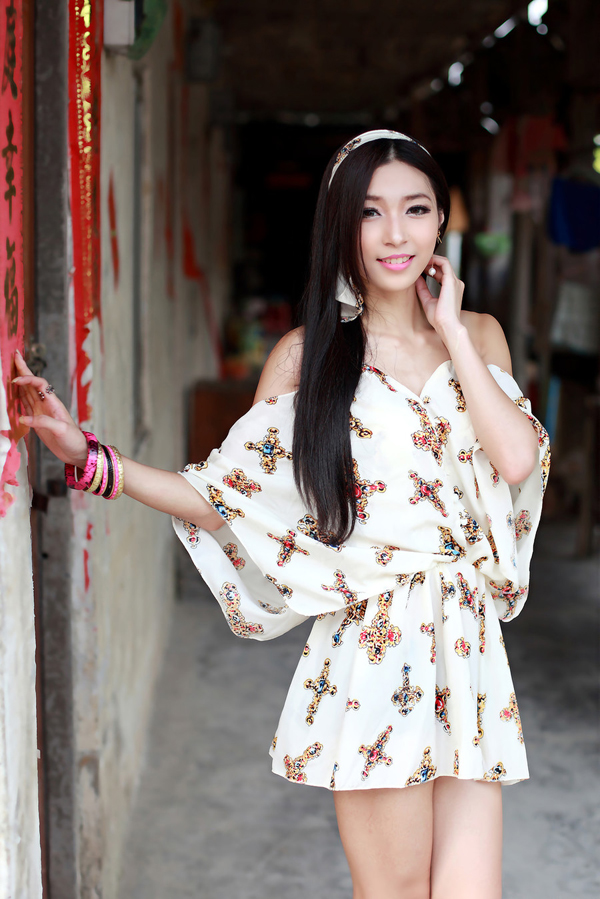 氧气美女气质迷人清纯写真