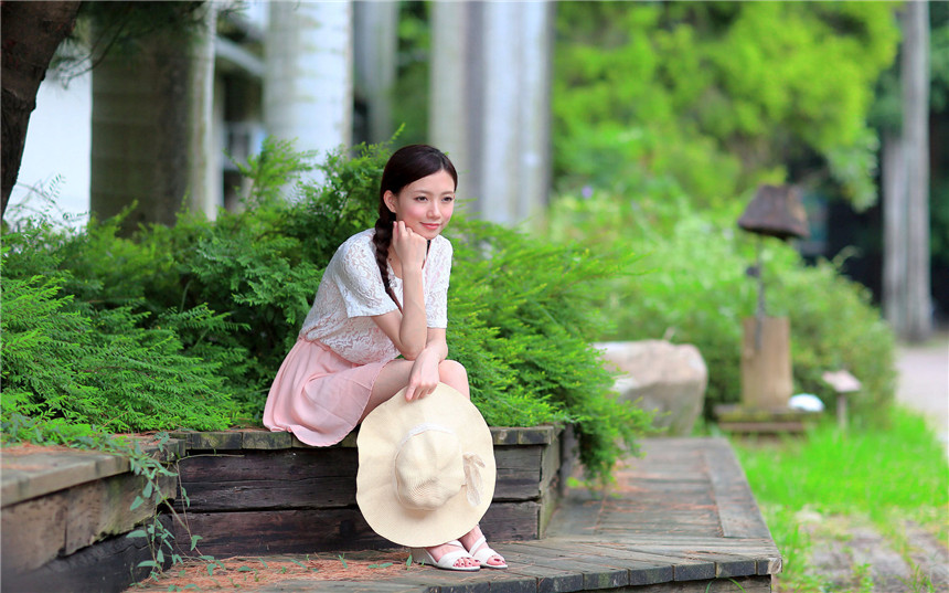 美女可艾阳光迷人清纯写真